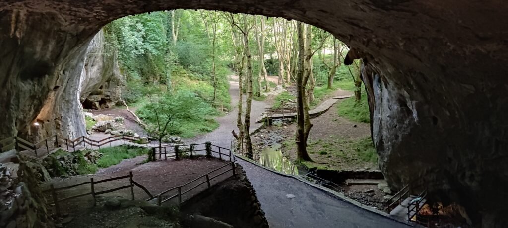 Las Cuevas de Zugarramurdi