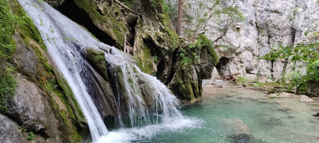 Cascada de Belabarze o Cascada de Belabartze