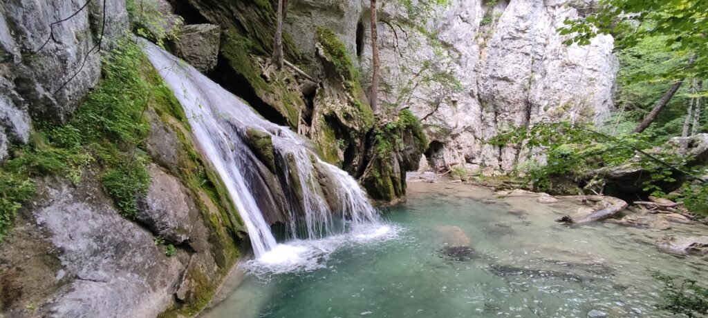 Cascada de Belabarze o Cascada de Belabartze