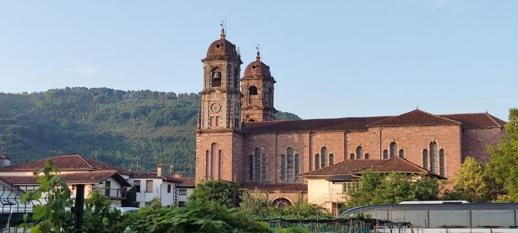 Iglesia de Santiago en Elizondo