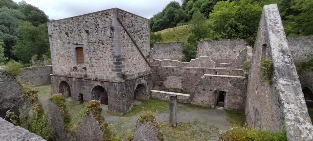 Vista Fábrica de Armas de Orbaizeta