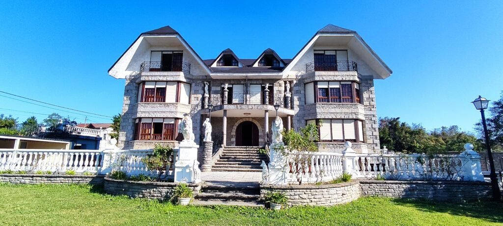Hotel Antoyana