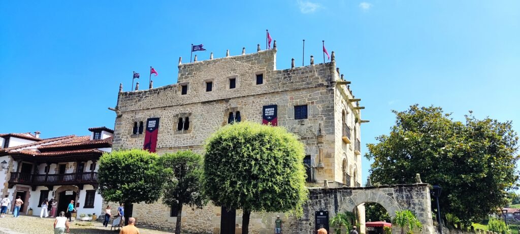Palacio de Los Velarde en Santillana del Mar