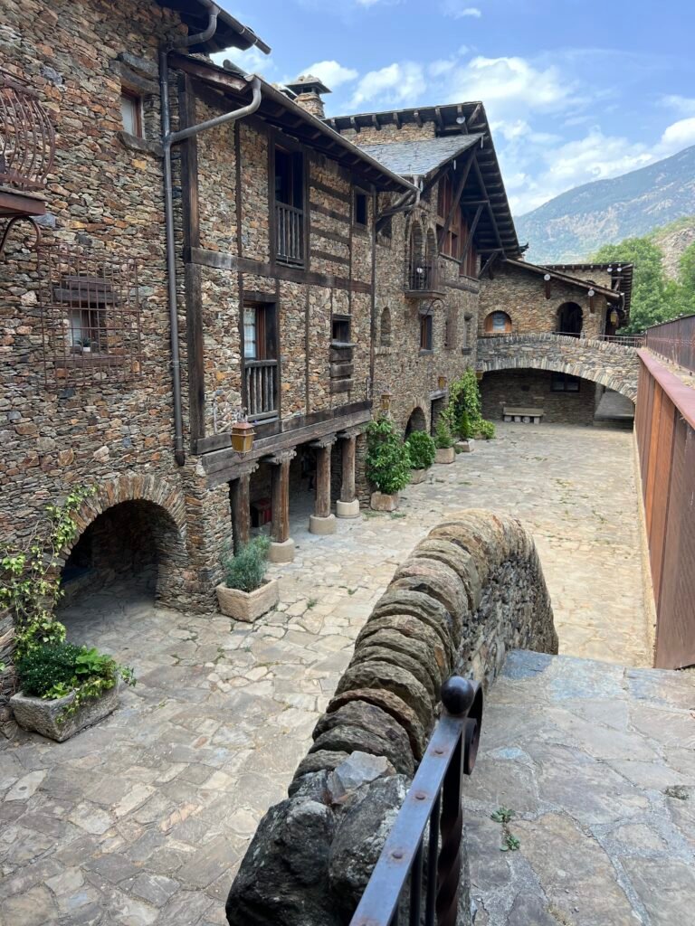 Auvinyà – El pueblo medieval más bonito de Andorra